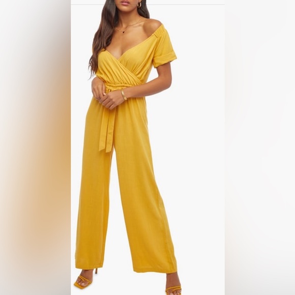 Gold jumpsuit - full length - Picture 3 of 3